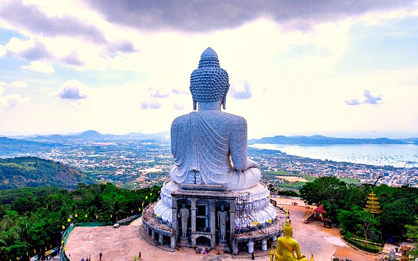 big-buddha-phuket-thailand
